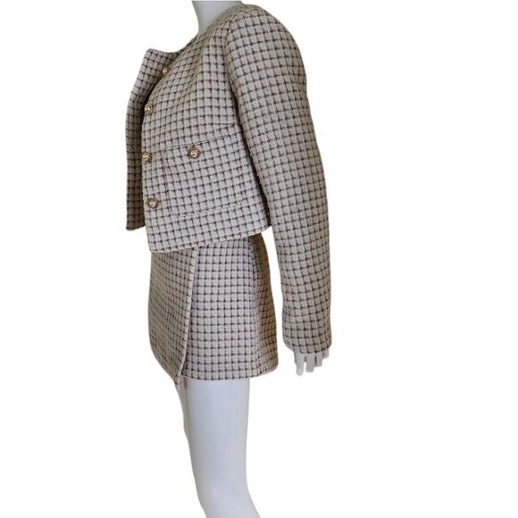 House of Harlow - Picture 11 of 17